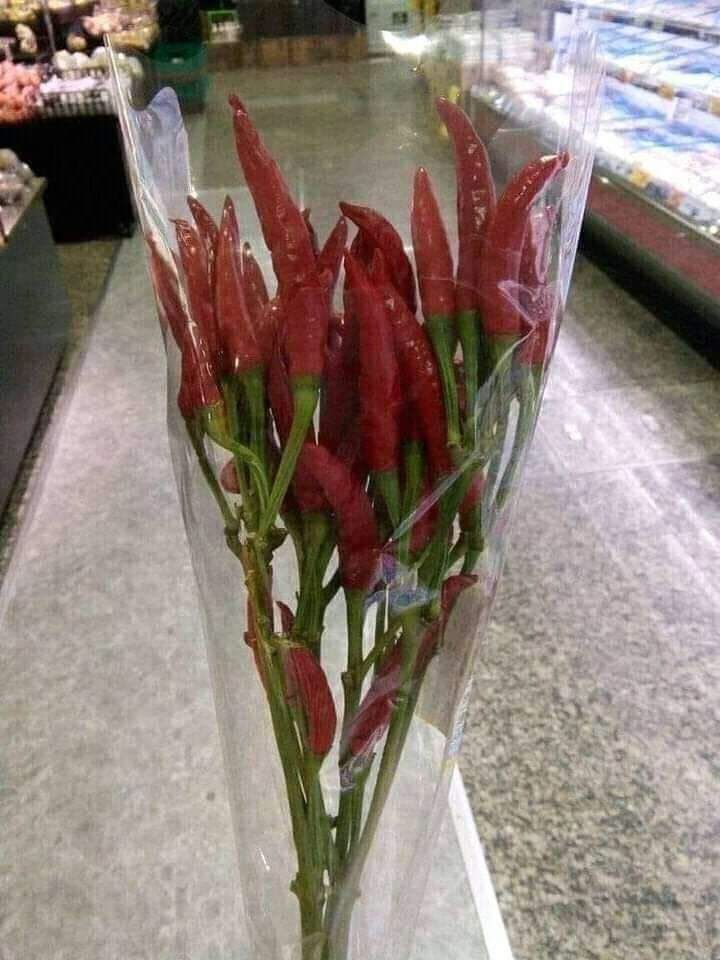 Dapet 4 Hadiah Ini, Nggak Tahu Musti Seneng Atau Gimana